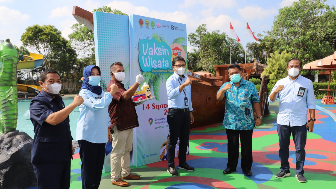 Ciptakan Herd Immunity Dinas Pariwisata DIY Vaksinasi Pelaku Ciptakan Herd Immunity Dinas Pariwisata DIY Vaksinasi Pelaku