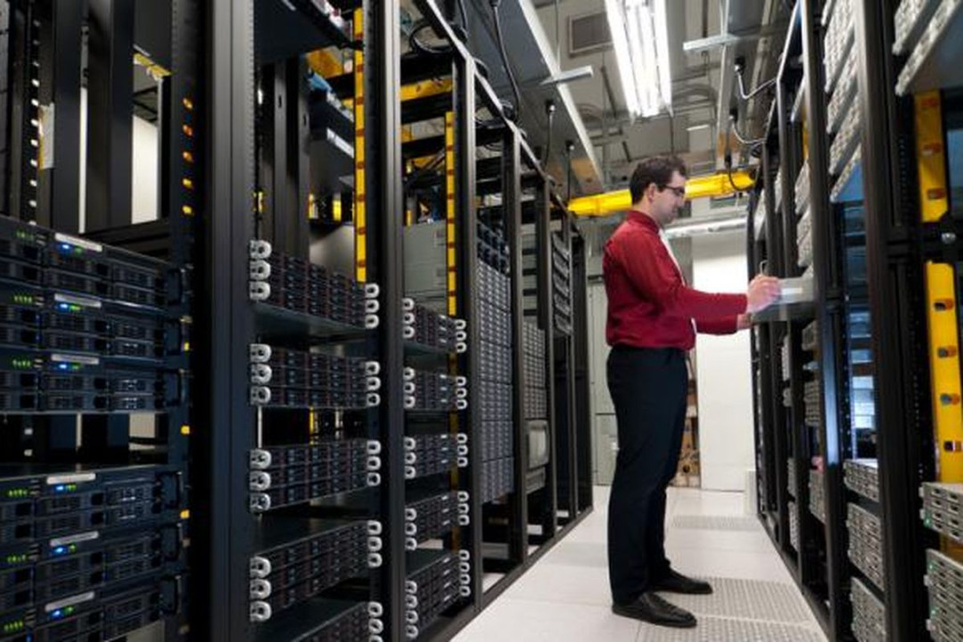 Google Bangun Server "Cloud" di Indonesia Google Bangun Server "Cloud" di Indonesia