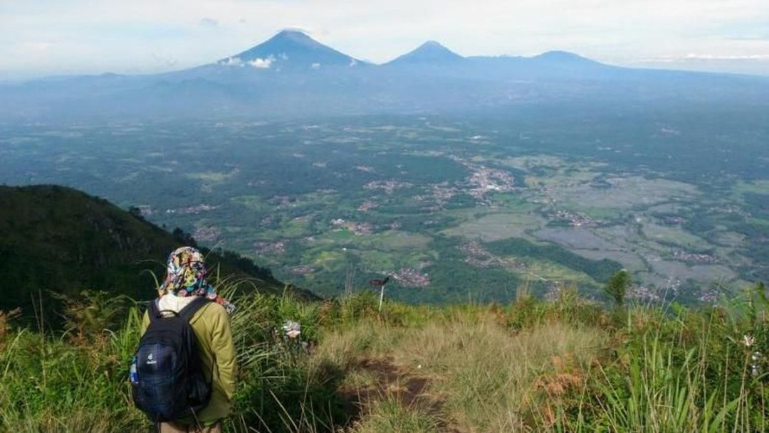 Gunung untuk Pemula yang Wajib Ditaklukan Gunung untuk Pemula yang Wajib Ditaklukan