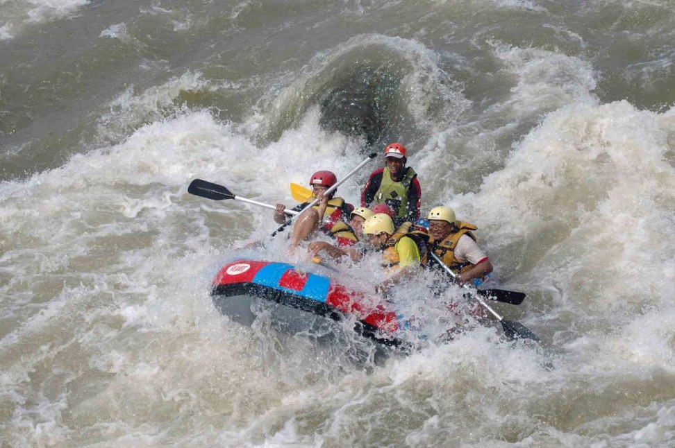 Lokasi Arung Jeram Terbaik di Indonesia, Berani Coba? Lokasi Arung Jeram Terbaik di Indonesia, Berani Coba?