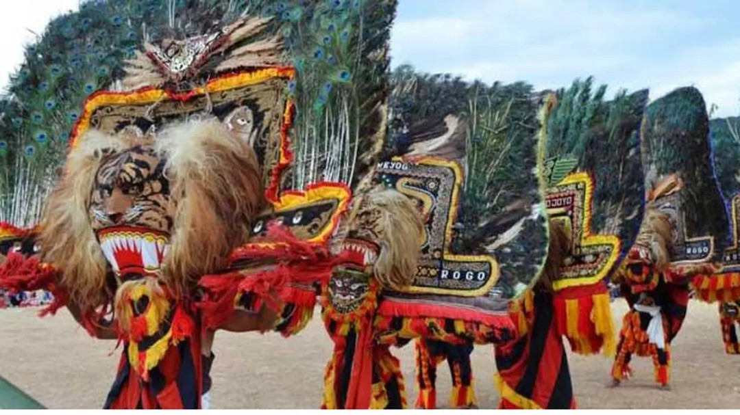 Mengenal Festival Wisata Budaya Terkenal di Indonesia - Regional Mengenal Festival Wisata Budaya Terkenal di Indonesia - Regional