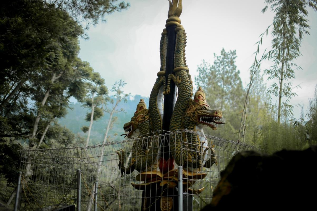 Misteri dan Keindahan Sejarah Goa Antobugo Di Lereng Gunung Arjuno Misteri dan Keindahan Sejarah Goa Antobugo Di Lereng Gunung Arjuno
