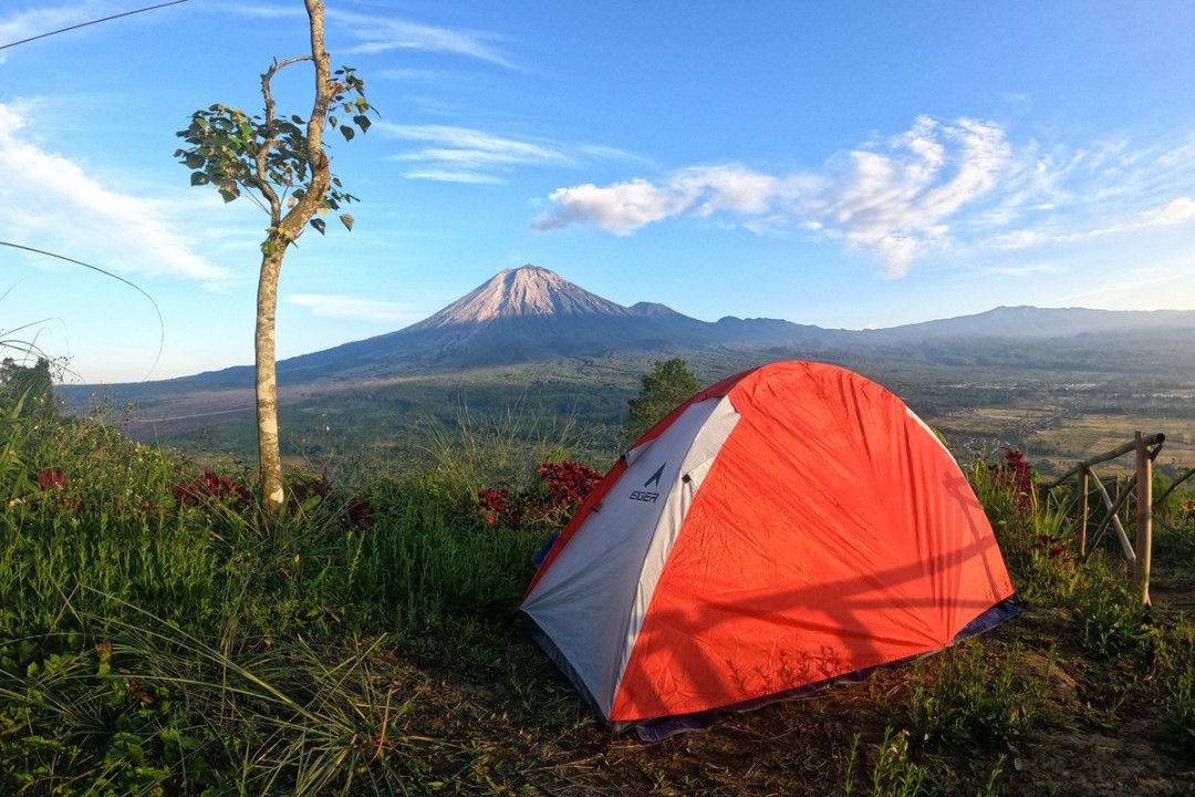 Perlengkapan Camping di Gunung yang Sebaiknya Dibawa agar Tidak Perlengkapan Camping di Gunung yang Sebaiknya Dibawa agar Tidak