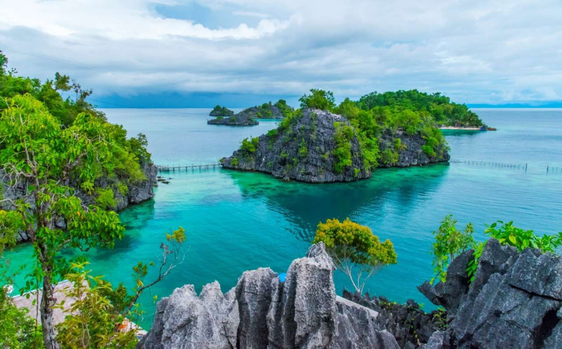 Pulau Terindah di Indonesia yang Patut Dikunjungi Pulau Terindah di Indonesia yang Patut Dikunjungi