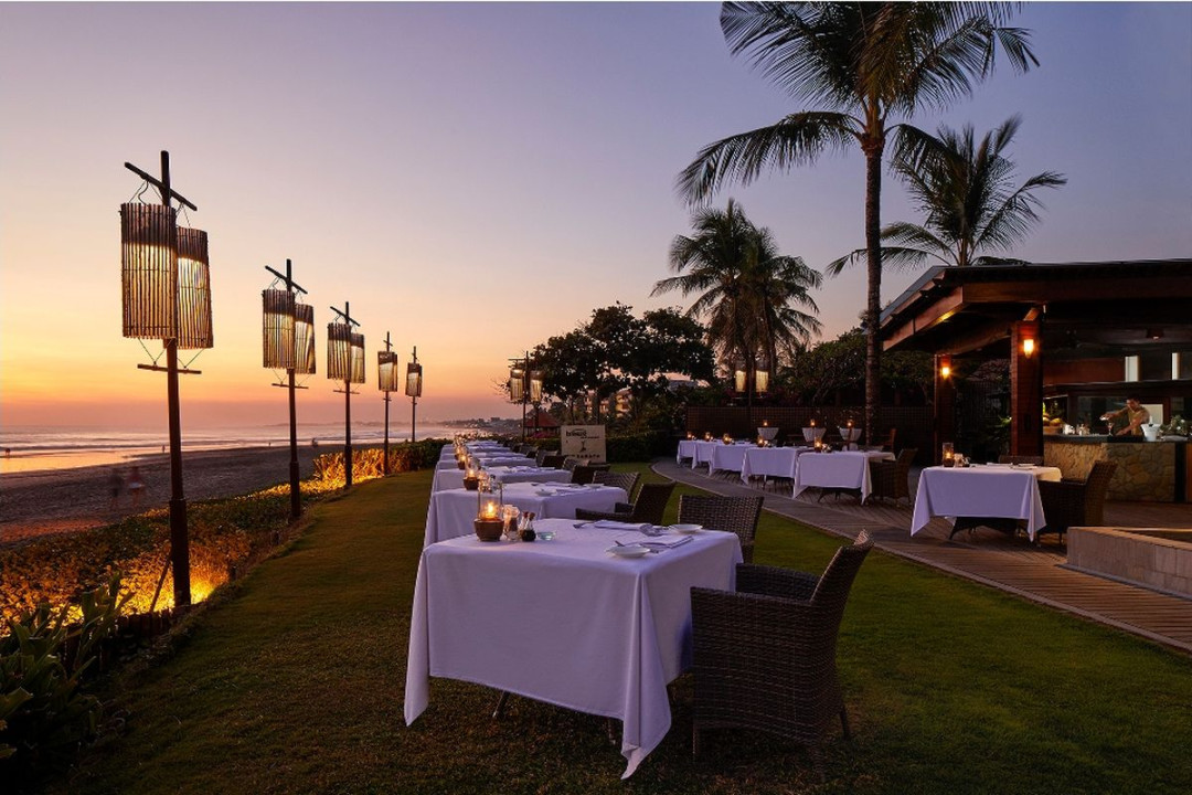Restoran dengan Pemandangan Indah di Bali, Cocok untuk Dinner Restoran dengan Pemandangan Indah di Bali, Cocok untuk Dinner