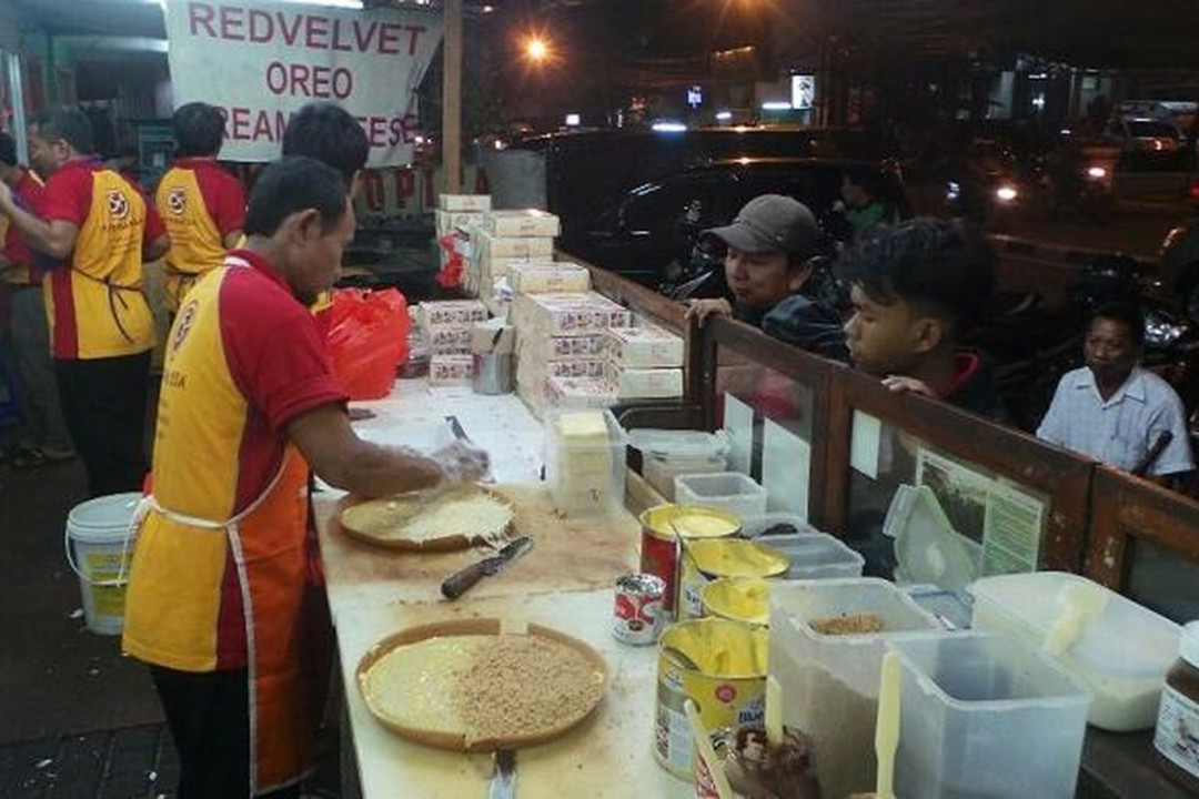Tempat Makan Kaki Lima yang Enak di Jakarta Halaman all Tempat Makan Kaki Lima yang Enak di Jakarta Halaman all