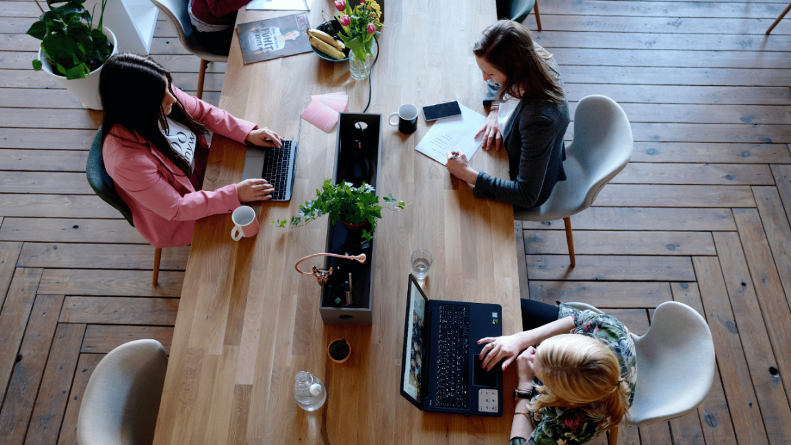 Tren Remote Working: Pilihan Terbaik Pekerja Di Masa Depan - Deskimo Tren Remote Working: Pilihan Terbaik Pekerja Di Masa Depan - Deskimo