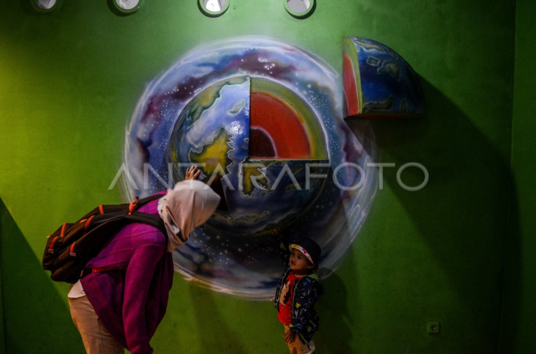 WISATA EDUKASI BANDUNG SCIENCE CENTER ANTARA Foto WISATA EDUKASI BANDUNG SCIENCE CENTER ANTARA Foto